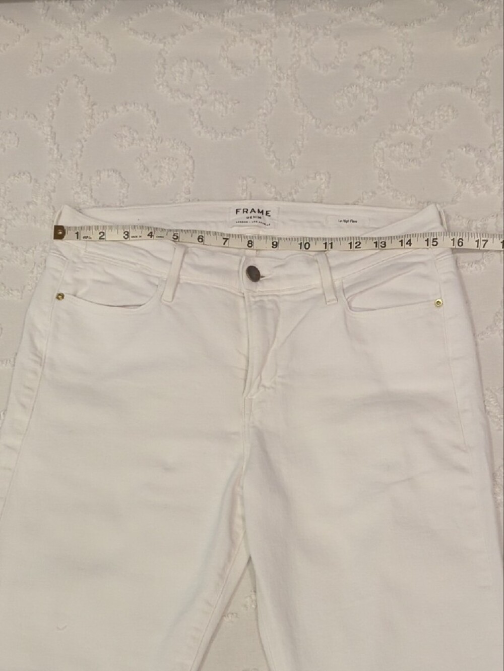 FRAME Denim White High-Rise Flare Jeans - Picture 4 of 10